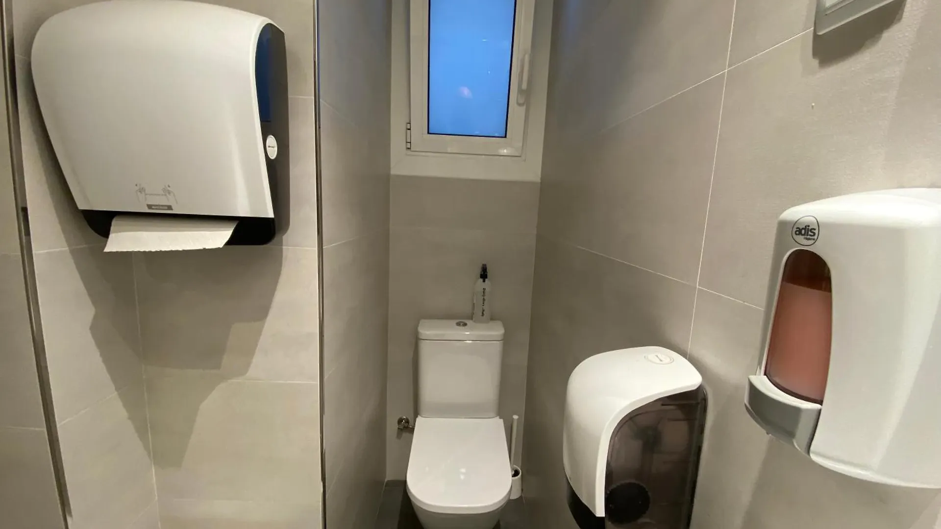 Hostal Bestprice Barcelona Stadium Guest house