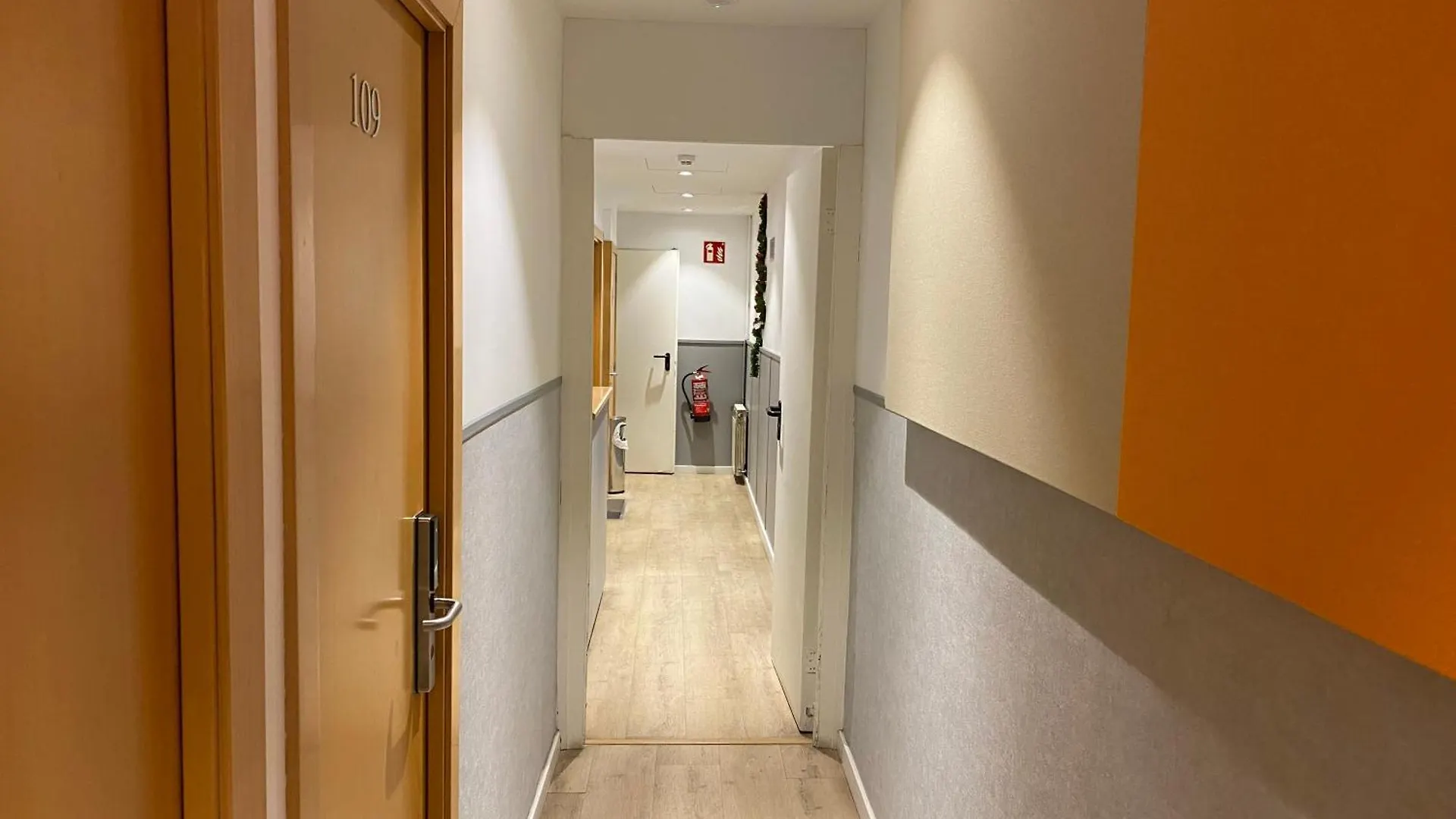 Hostal Conde Güell Barcellona Affittacamere