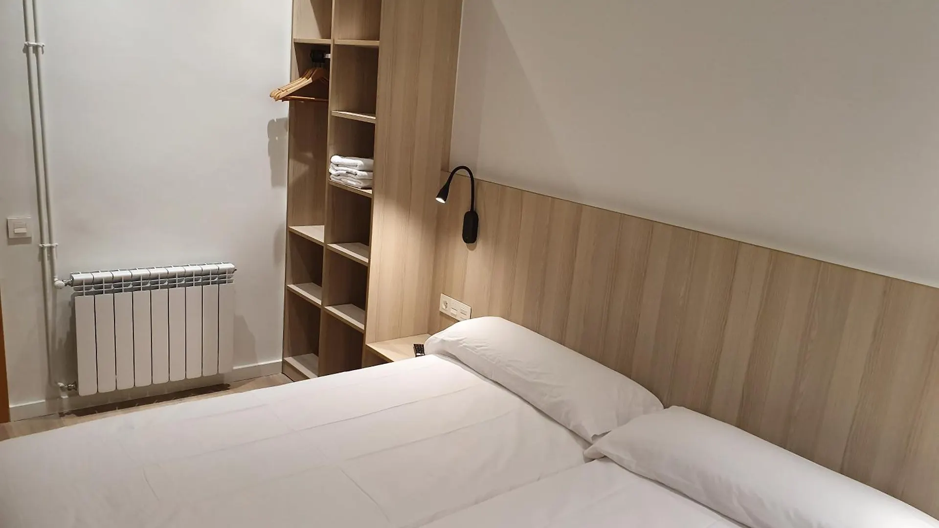 Hostal Conde Güell Barcellona Affittacamere